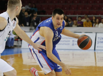 Anadolu Efes: 1 - Nizhny Novgorod: 1