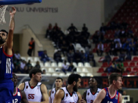 BSL: Eskişehir Basket - Anadolu Efes : 84-86