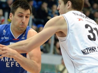 Nizhny Novgorod: 109 - Anadolu Efes: 90