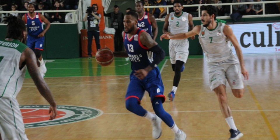Yeşilgiresun Belediye: 91 - Anadolu Efes: 87