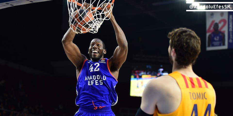 Anadolu Efes Barcelona Lassa Deplasmanında...
