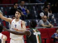 Easy win for Anadolu Efes: 89-74