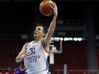 Anadolu Efes: 96 - Royal Halı Gaziantep: 99