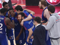 Euroleague : Olympiacos - Anadolu Efes : 71 - 73