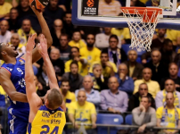 Haftanın En Değerli Oyuncusu Derrick Brown...