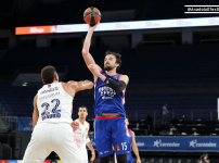 EL: Anadolu Efes 90 - 63 Real Madrid