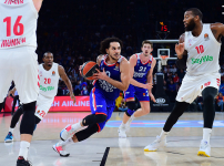 Record-Breaking Night at Sinan Erdem: 104-75