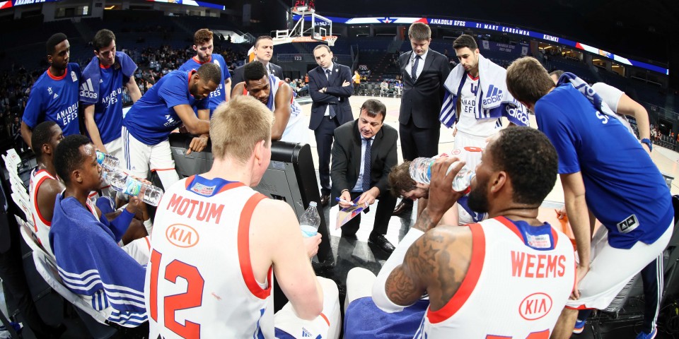 Ataman: “İkinci yarıda savunmamızı sertleştirince maçı kazandık...”