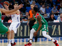 Laboral Kutxa: 92 - Anadolu Efes: 90