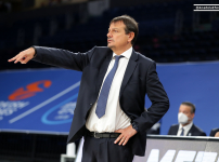 Ataman: “We’ve won with a point difference but the series is only 2-0…” 