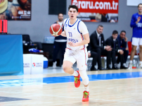Basketbol Gençler Ligi'ne Galibiyet ile Başlıyoruz: 86-78