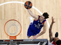 Euroleague : Anadolu Efes - Olympiakos : 77 - 69