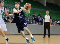 Hard-fought win for Anadolu Efes: 80-79