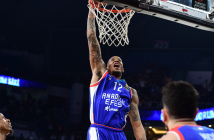 Anadolu Efes: 84 - Partizan: 97