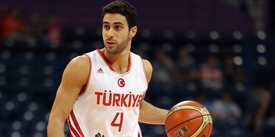 A Milliler Karadağ'ı zorlanmadan geçti: 78-60