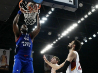 Galatasaray Odeabank: 73 - Anadolu Efes: 63