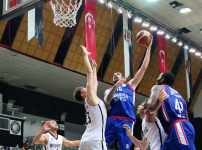 5. Maçta 5. Galibiyet: 81-74