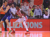 Crvena Zvezda: 91 - Anadolu Efes: 82