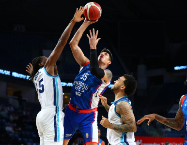 Derek Willis