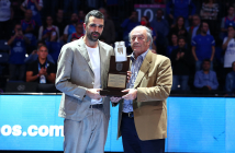 Krunoslav Simon’un 44 Numaralı Forması, Sinan Erdem Spor Salonu’ndaki Yerini Aldı...