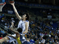 Fenerbahçe: 84 - Anadolu Efes: 65